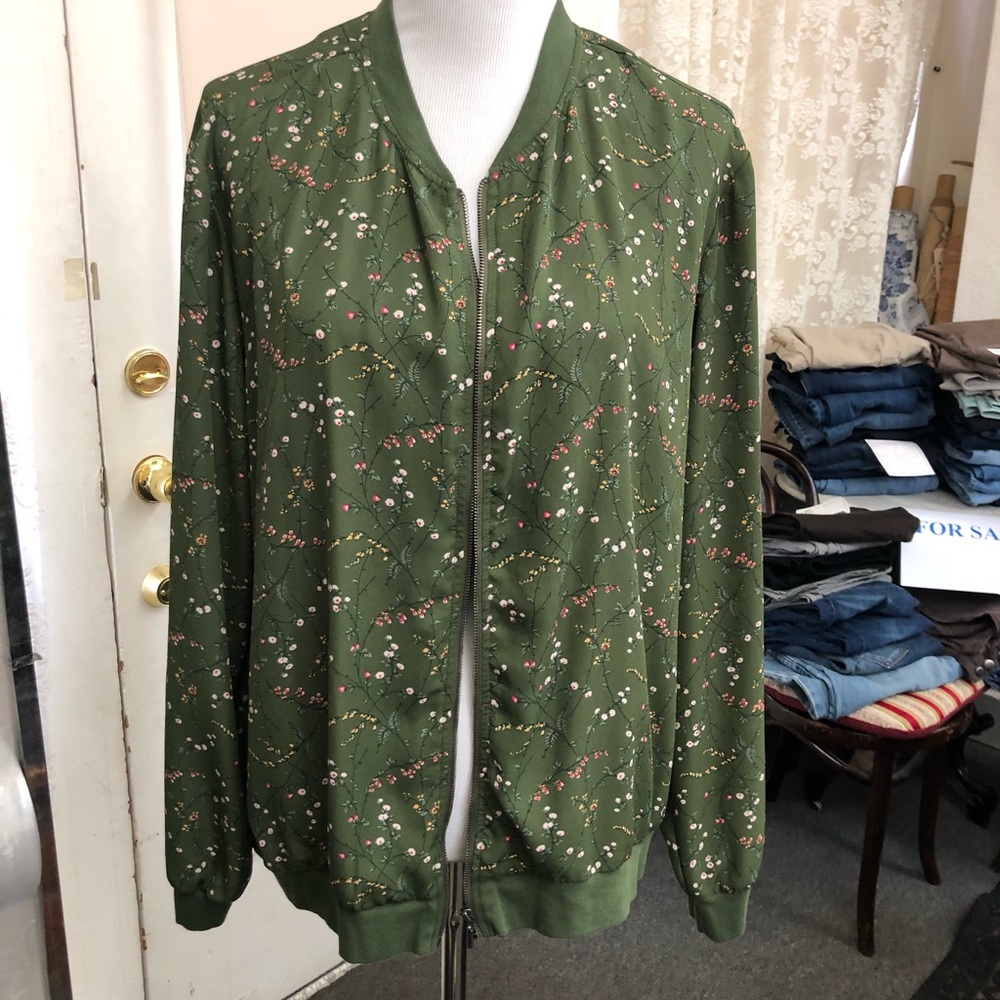Polyester jacket